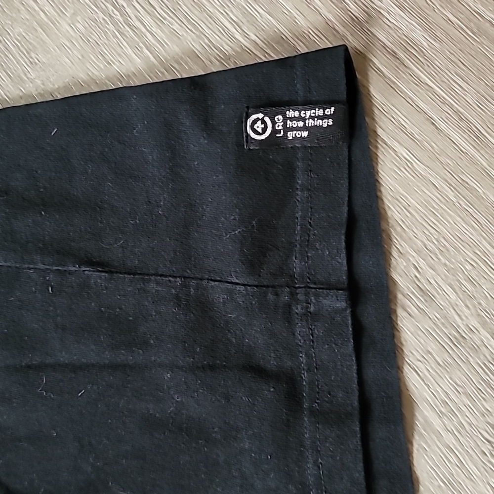 Men's LRG - Picture 10 of 10